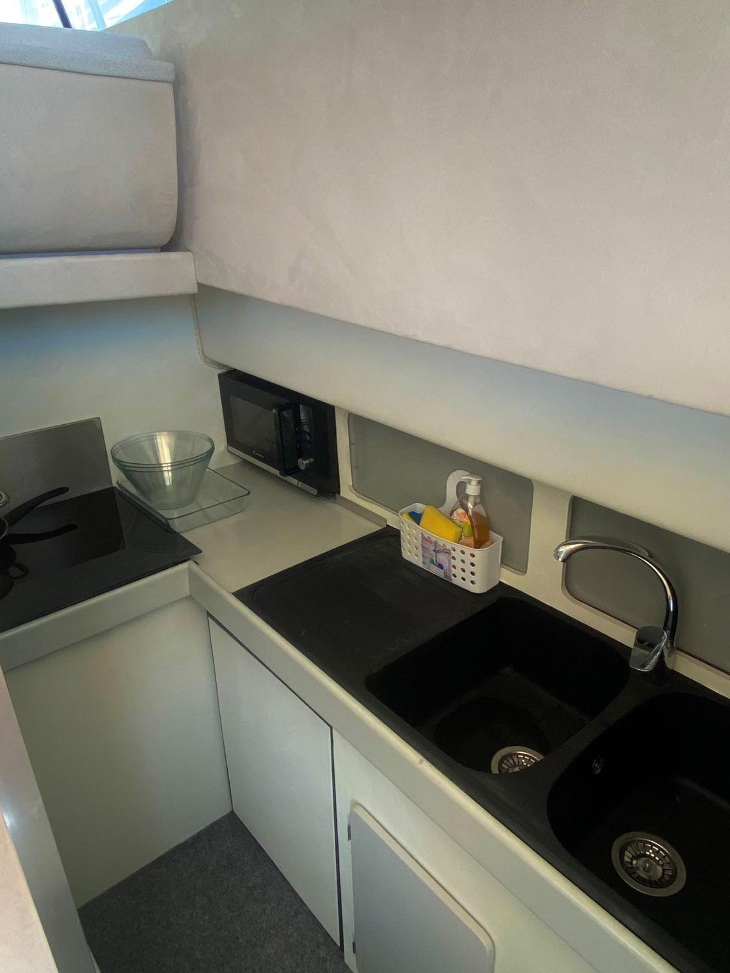 She'S Mine Yacht Hotel Catania Bagian luar foto