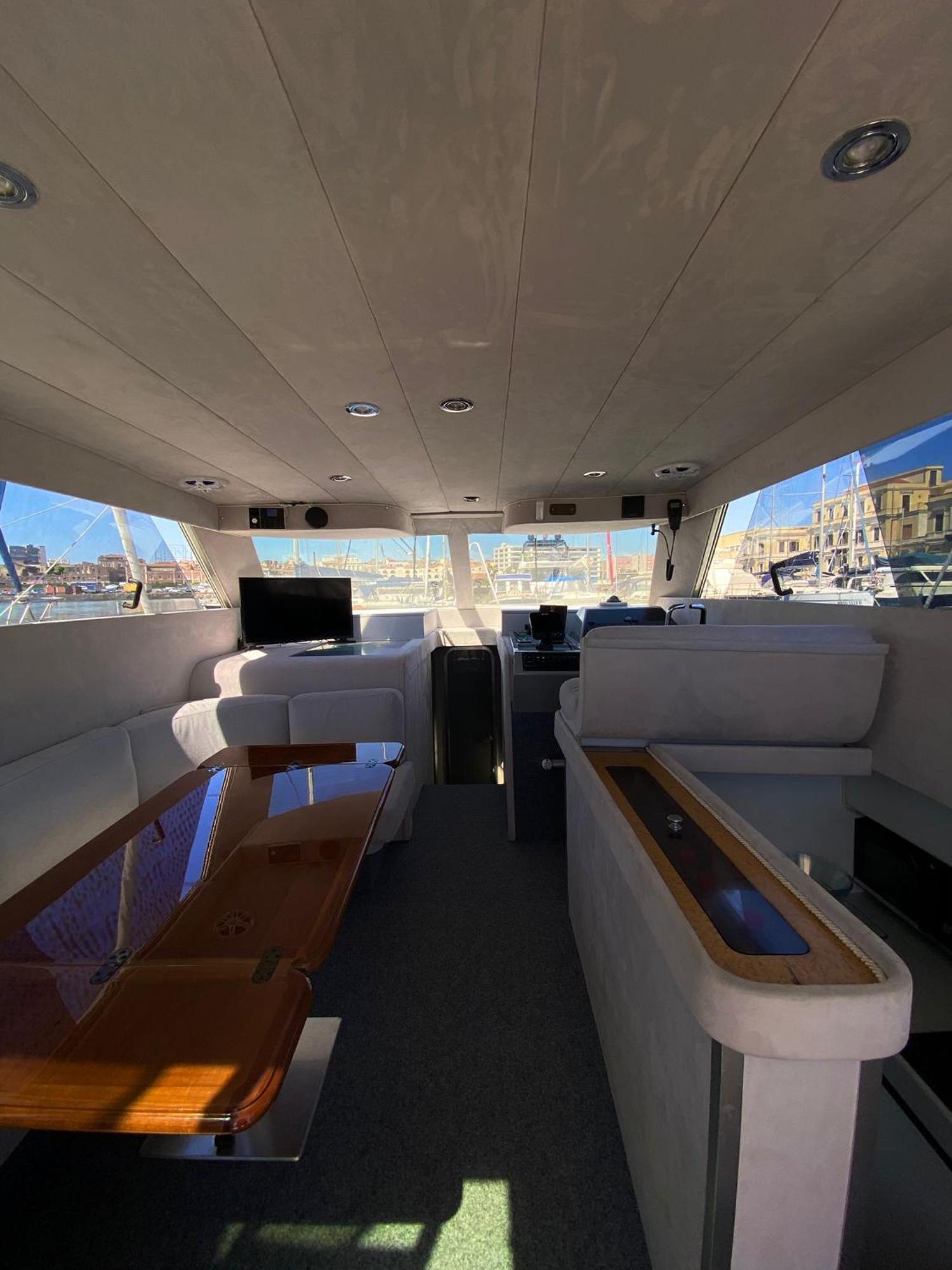 She'S Mine Yacht Hotel Catania Bagian luar foto